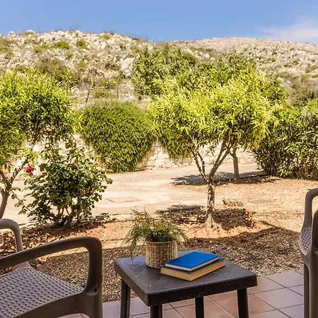 Eva Skala * Skala (Kefalonia)